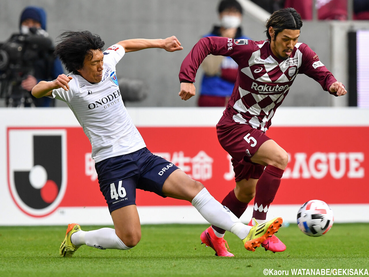 中村俊輔 年 J1開幕戦での着用スパイクはアディダスのアレ Kohei S Blog サッカースパイク情報ブログ