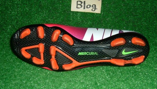 詳細】 ナイキ マーキュリアルヴェイパー9 HG-V (2013年発売