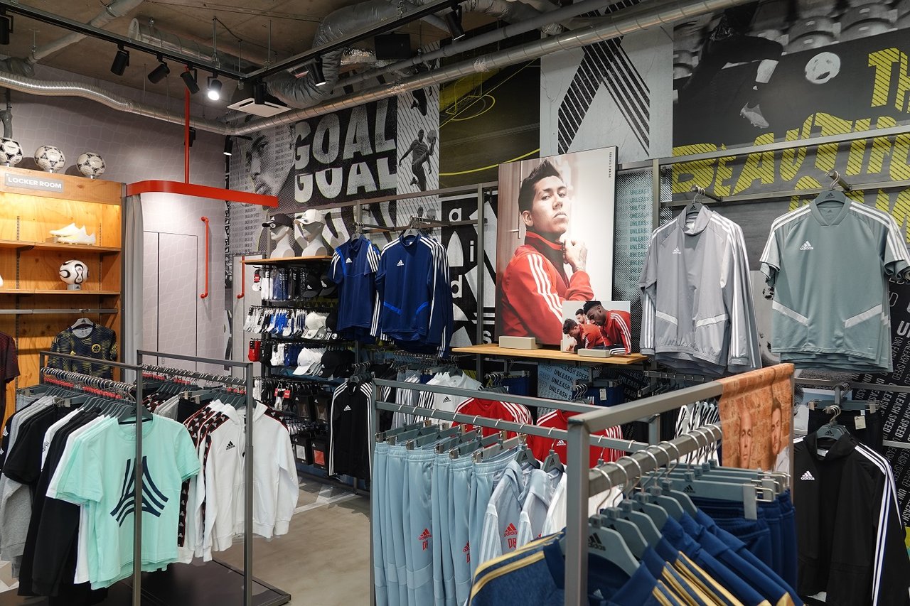 サッカーショップkamo 原宿店3階 Adidasフロアリニューアル レポート Kohei S Blog サッカースパイク情報ブログ サッカーショップkamo 原宿店3階 Adidasフロアリニューアル レポート Kohei S Blog サッカースパイク情報ブログ