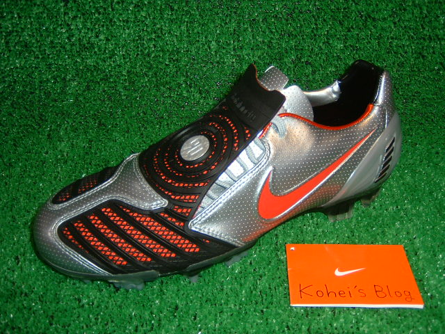 ナイキ　トータル90レーザー NIKE ナイキ トータル90 レーザーⅡ HG(ゴールド) 318794 701