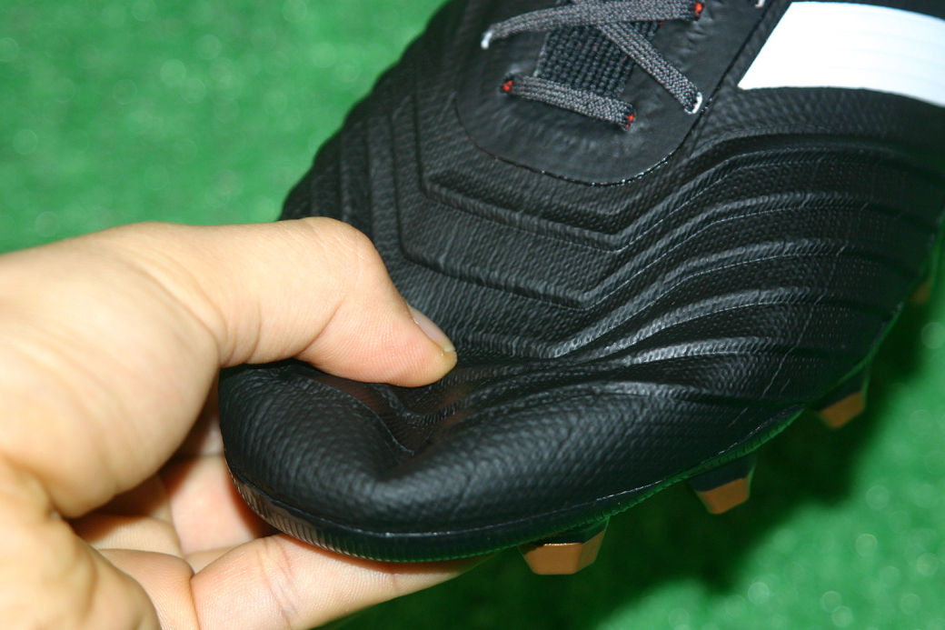 adidas アディダス プレデター 18.1-ジャパン HG(ブラック