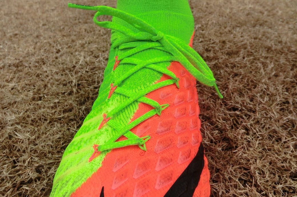 レビュー】 ナイキ ハイパーヴェノムファントム3 DF FG 使用感・評価