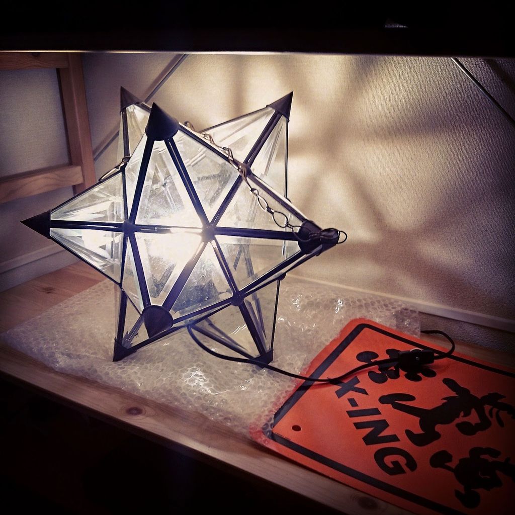 シーのエントランスで輝く星型照明が買える件 Pooh横町で逢いましょう シーのエントランスで輝く星型照明が買える件 Pooh横町で逢いましょう