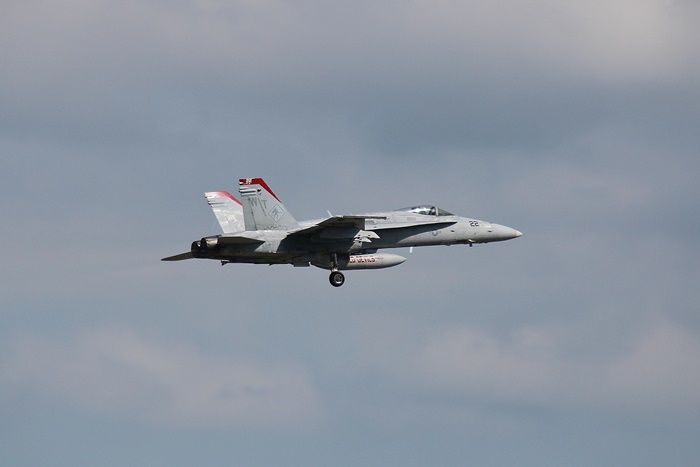 アクシデントが発生した日 アレスティング ワイヤー 外柵からの百