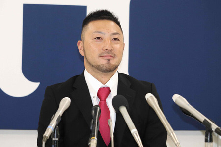 菊池涼介24