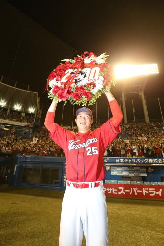 新井2000本安打達成66
