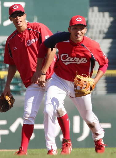 鈴木誠也077