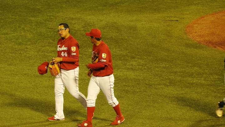 20180504神宮観戦100