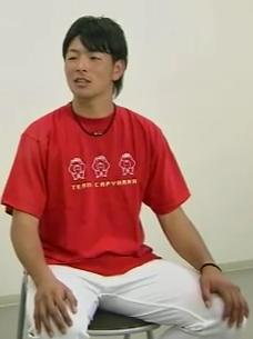 大瀬良チームカピバラTシャツ5