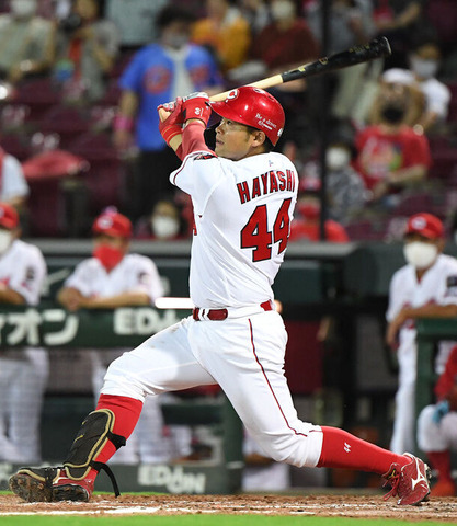 カープ林晃汰歳 6号2ランでヒーロー 母校 智弁和歌山が甲子園決勝決めた日に 自分も負けてられない 左手薬指に指輪 プロ野球１２球団まとめサイト
