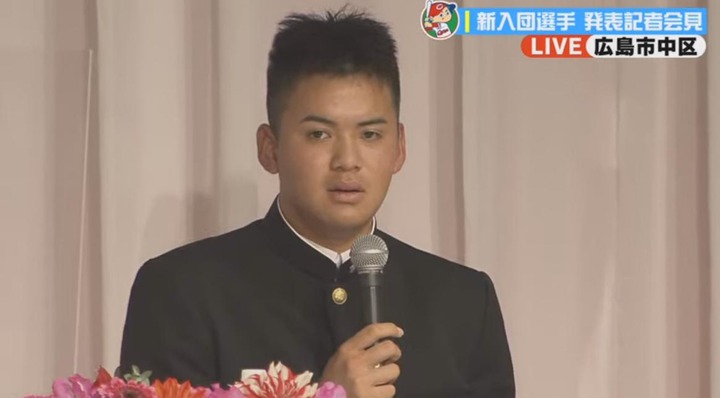 入団会見2021_21