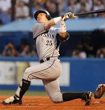 新井フルスイング