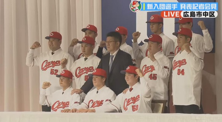 入団会見2021_40