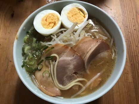 【朗報】こういうので良いんだよラーメンを作ってしまった（※画像あり）