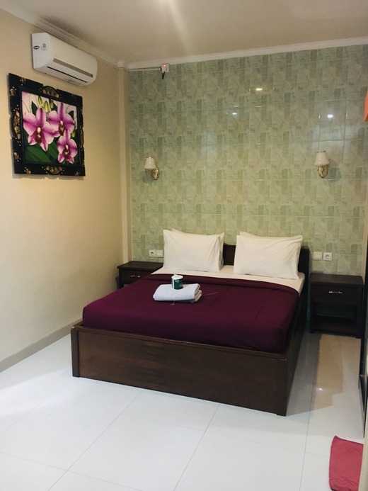 77884173-E778-47E9-81D6-C8ECDFD95F21