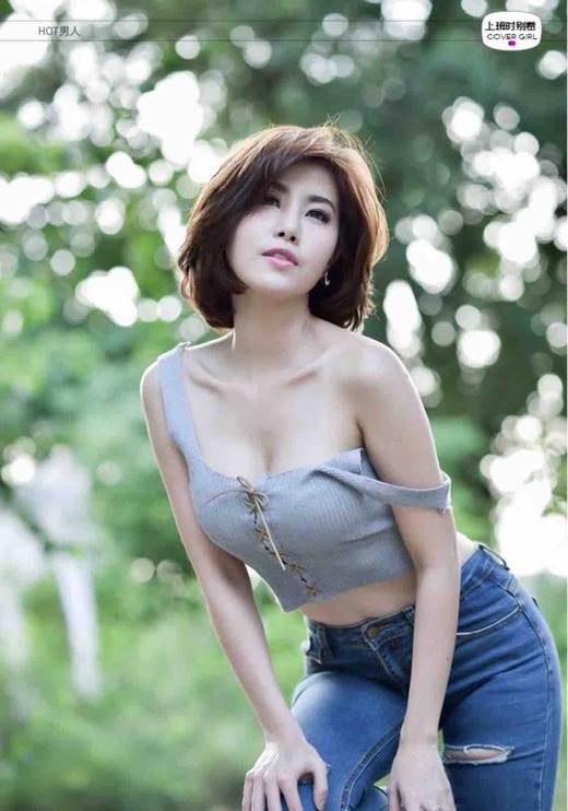 C hot. девушки в трусиках и лифчиках. Anita roncari. C hot. бар рафаэли манекенщица.