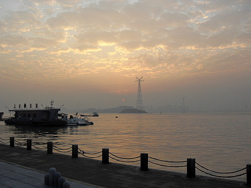 1-SDC13810-001