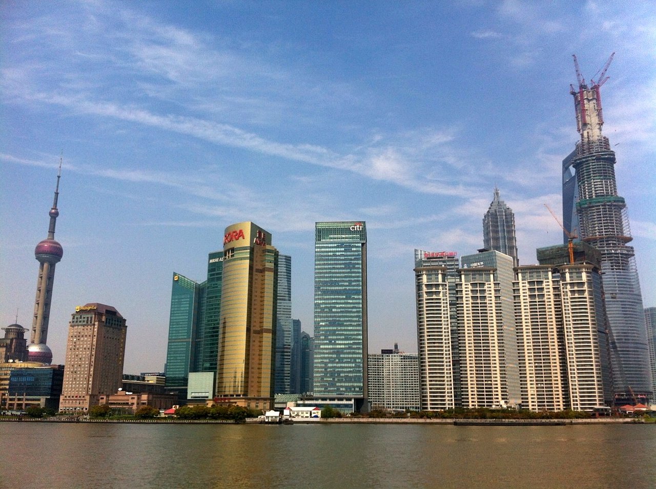 中国　少数民族　ヌード 中国上海 「昼の外灘（ワイタン、バンド、がいたん）で」（画像編） : コイワカメラの「世界の路地裏で（または女たち）」