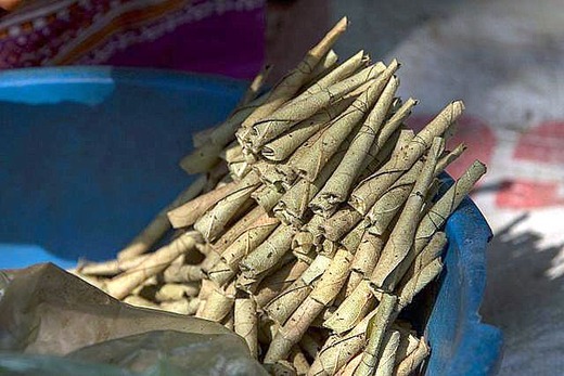 Local_cigarette_in_Nepal_Bidi_IMG_5784