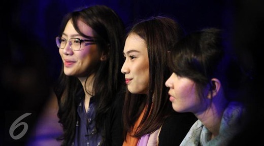 033417600_1490623575-JKT48-3