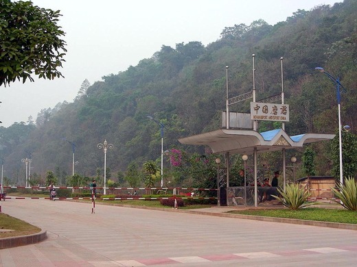 src_12009551
