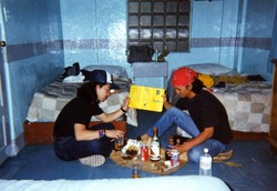 src_10042916