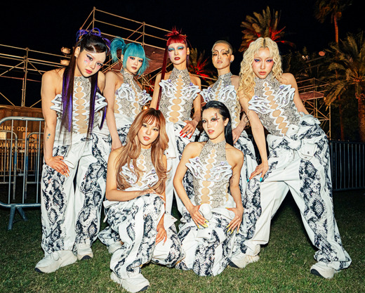 2025-04-13-XG-Coachella-Week-1-Press-Group-Photo-1