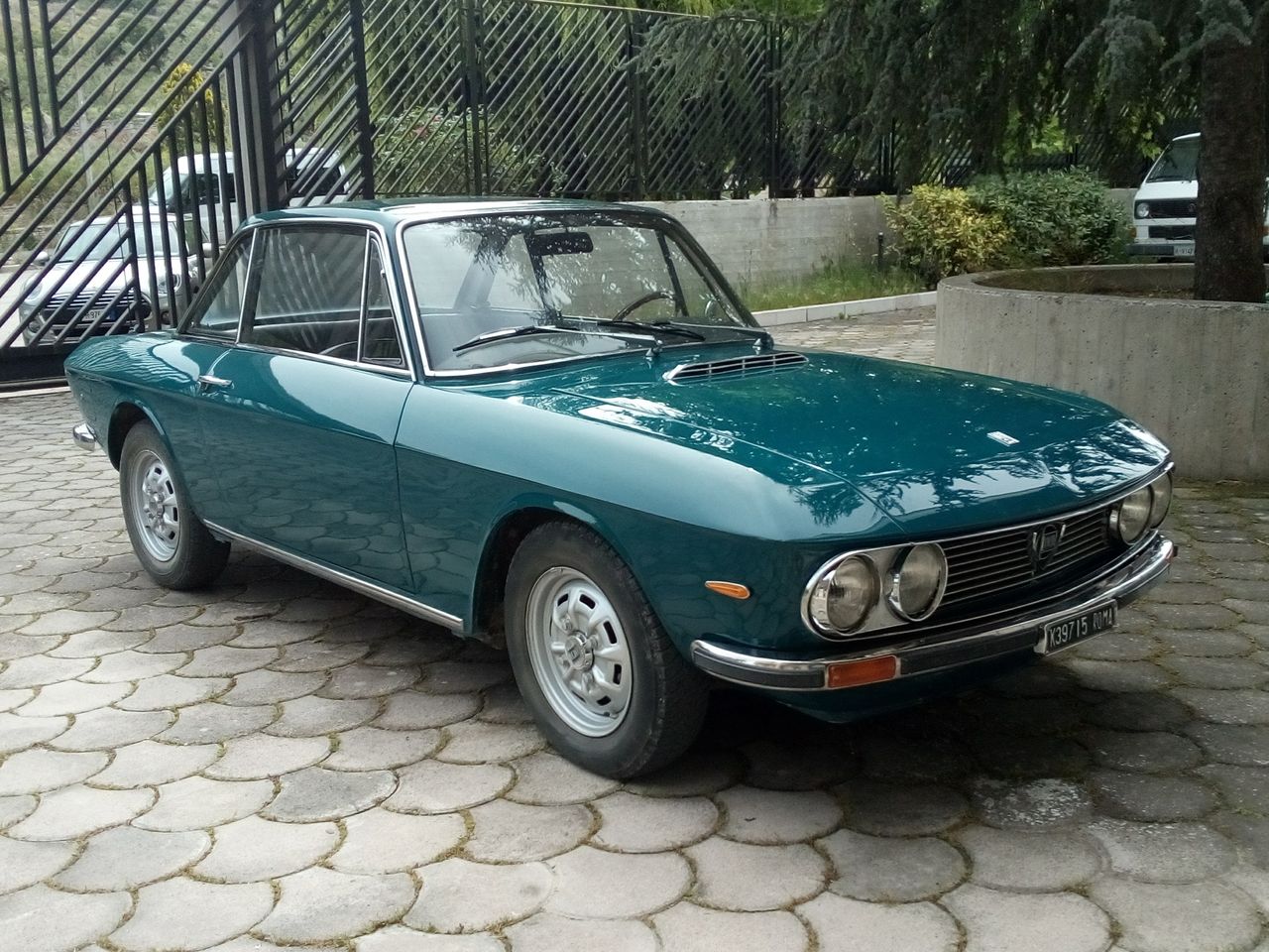 1972年式ランチア フルビア クーペとの出会い Kojibonnのヨーロッパ自動車漫遊記