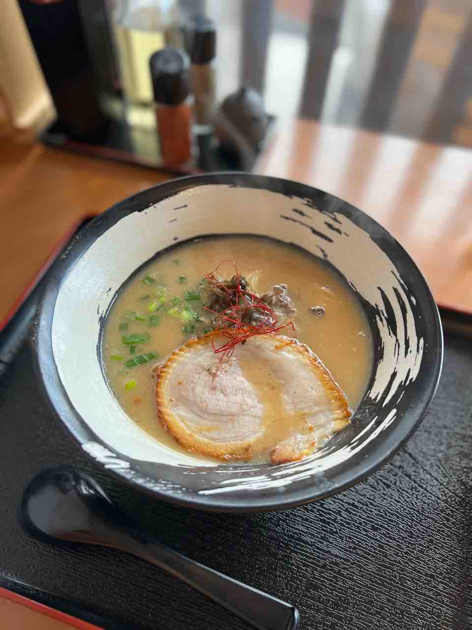 メンデザイン 花小金井 やっぱりラーメンが好き