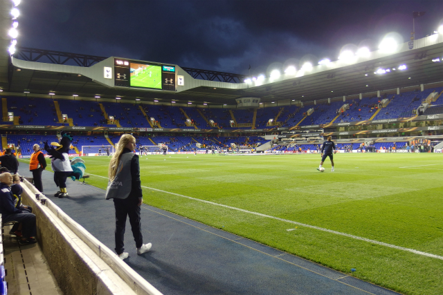 ロンドン ホワイト ハート レーン 名古屋からの旅行記録