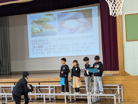 PXL_20251125_004619642