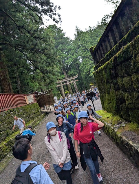 PXL_20260928_043745579