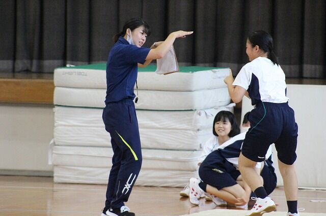 教育実習生による研究授業 興譲館日記