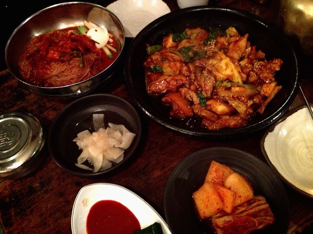 刺身冷麺 日男韓女のあまい日からい日 刺身冷麺 日男韓女のあまい日からい日