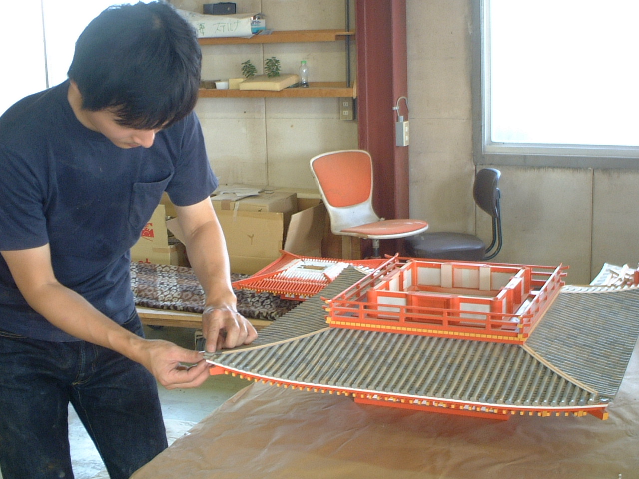 第8号の1 瓦を葺く Vol 1 古建築模型 ひながた のつくり手 京都 桂川のほとりより