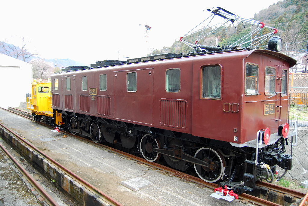 Clinkety-clank : ED42 電気機関車(静態保存) - livedoor Blog(ブログ)