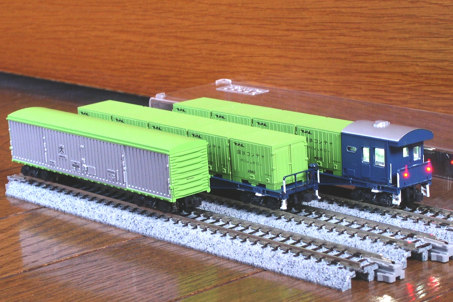 KATO製 コキ10000，ワキ10000 製品評価・所感 : Clinkety-clank