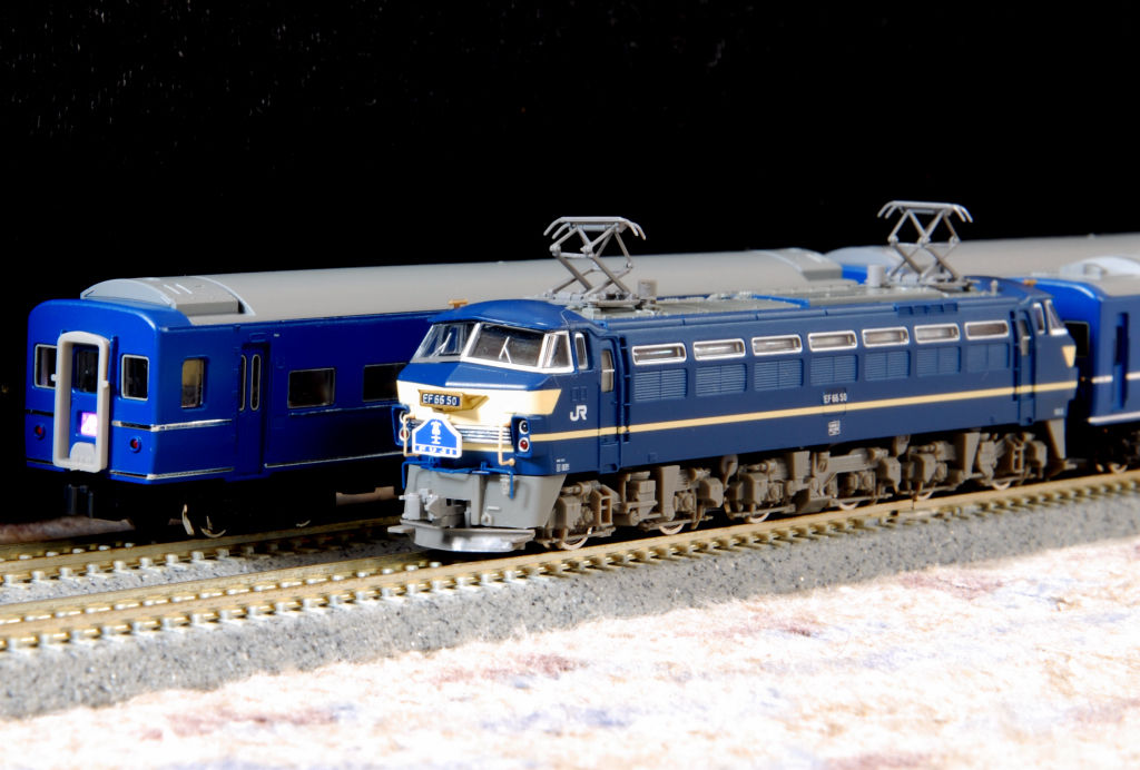 TOMIX トミックス 9178 JR EF660形 電気機関車 (後期型・特急牽引機・灰台車)