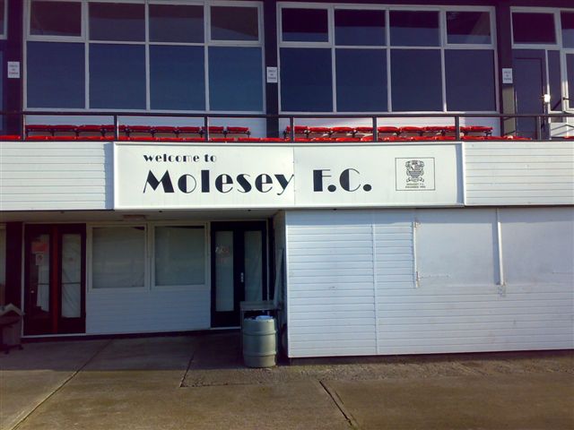 イングランド８部のクラブで初蹴り 旅するサッカー記者 原田公樹の欧州四方山話