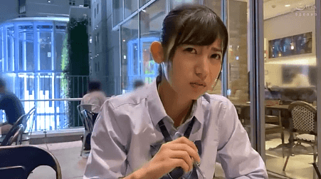 超天真爛漫なアイドルフェイス (2)