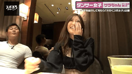G乳爆揺れダンサー (2)