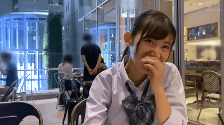 超天真爛漫なアイドルフェイス (1)