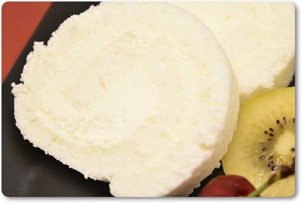 白いロールケーキ こころの毎日