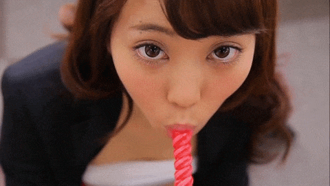 舐めるアイドルの