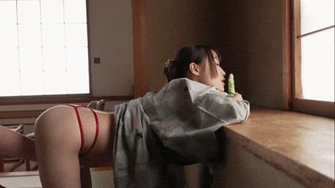 舐めるアイドル