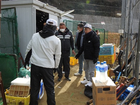 LINE_ALBUM_20211226 炊き出し・大掃除ほか_211227_134