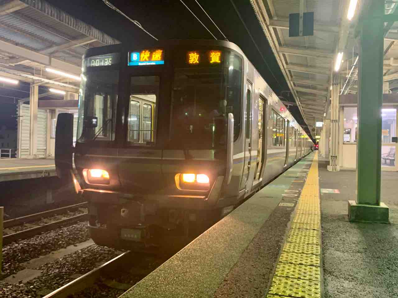 滋賀県内唯一の快速 湖西線の 快速 敦賀行き を撮る コクゴ鉄道ニュース