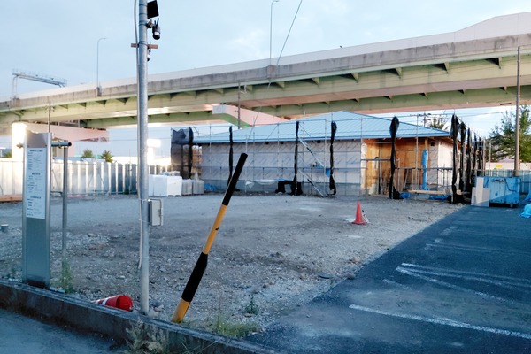 やはり2店舗！マルサ水産と飛騨牛焼肉丸明の建物が出現（小牧市下小針天神）