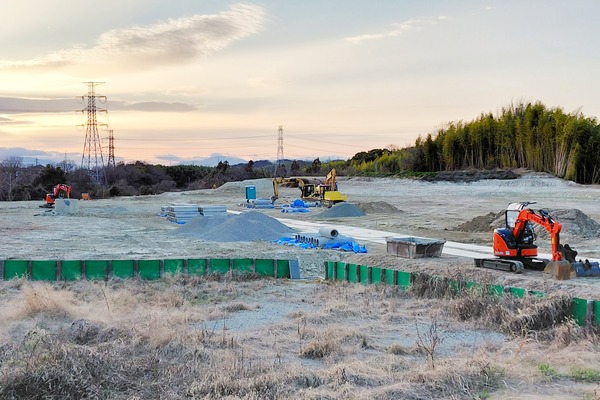 農業公園の整備工事が始まってる。工事は2027年6月30日まで（小牧市野口）