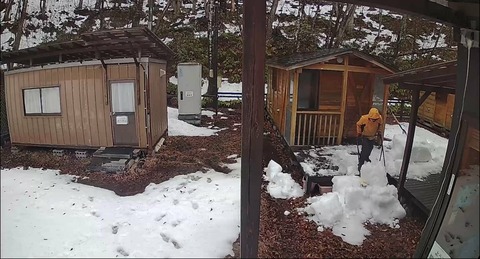 配管掃除、雪下ろしに行きました